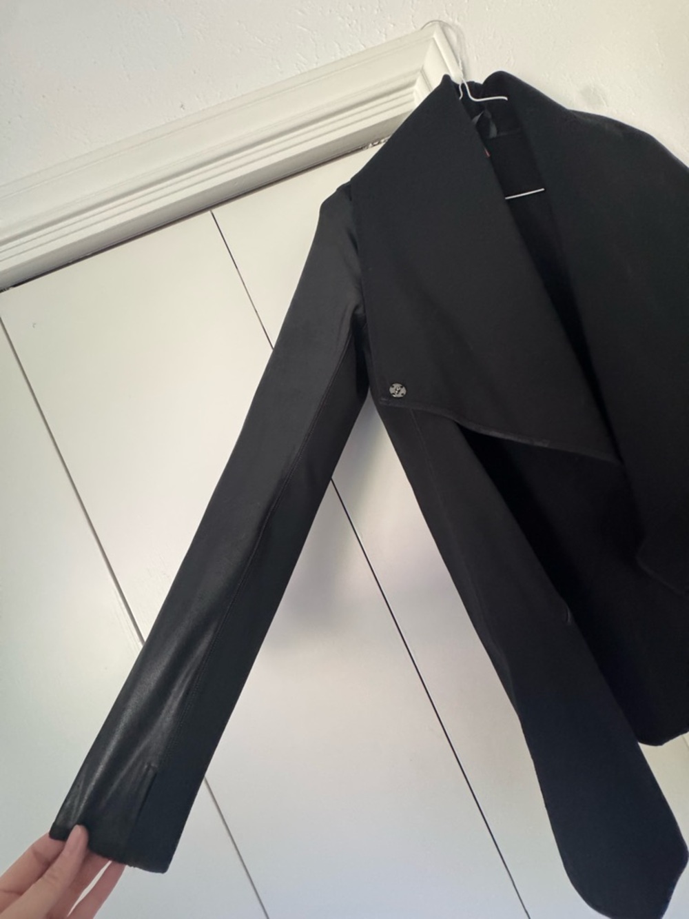 SPANX Black Draped Open-Front Cape with Faux-Leather Trim - Picture 3 of 5